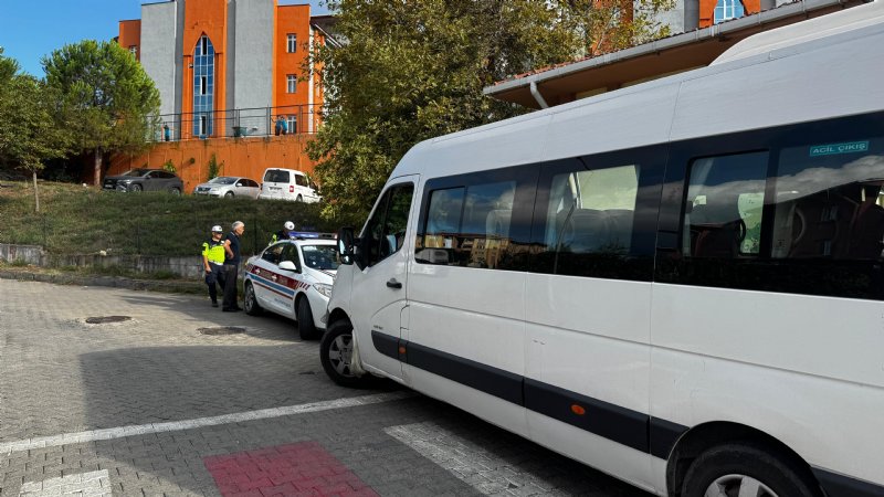 JANDARMA EKİPLERİNDEN OKUL SERVİSLERİNE SIKI DENETİM - 1