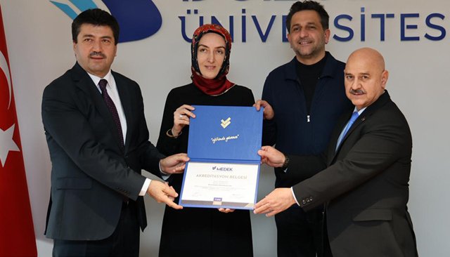 AKREDİTE EDİLDİLER