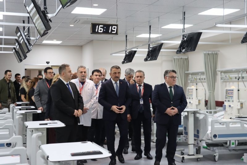 DİYALİZ MERKEZİ  YENİ HALİYLE AÇILDI - 1