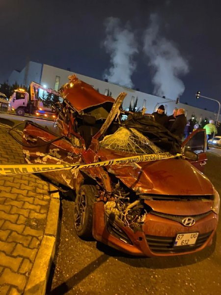 İki arkadaş defnedildi… Sürücüler adliyeye sevk edildi… - 1