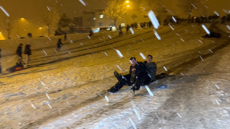 KAR YAĞIŞINI  HORON OYNAYARAK  KARŞILADILAR - 2