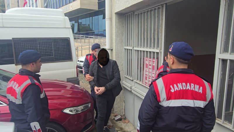 4 SANIK HAKİM  KARŞISINDA - 1