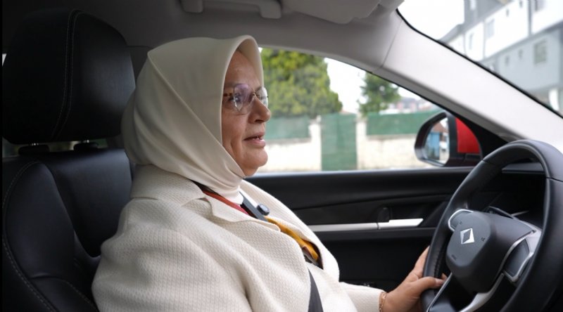 BELEDİYE BAŞKANI VE  MİLLETVEKİLİ YERLİ  OTOMOBİLLE YOLA ÇIKTI - 4