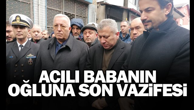 BÜYÜK ACI:  EVİNİN ÖNÜNDE  HELALLİK ALINDI