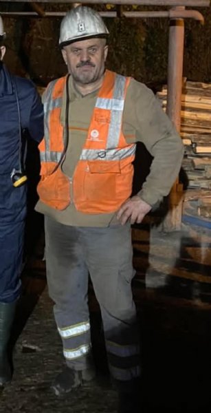 GÖÇÜKTE ÖLEN MADENCİLER  TOPRAĞA VERİLDİLER - 2