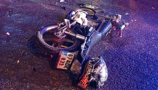 KAVŞAKTA ÇARPIŞTILAR