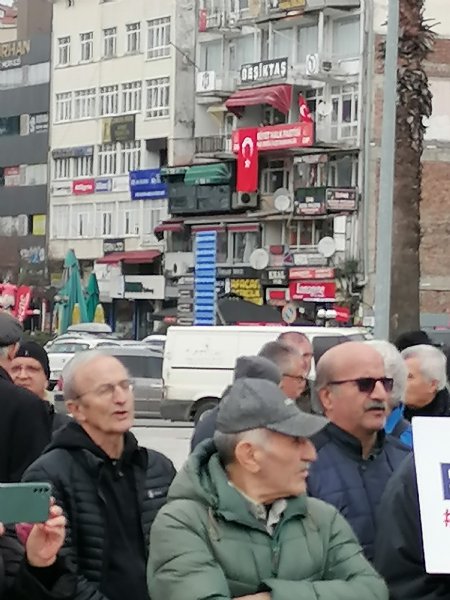 EREĞLİ’DE “SAVAŞA HAYIR  BARIŞ HEMEN ŞİMDİ” EYLEMİ - 1