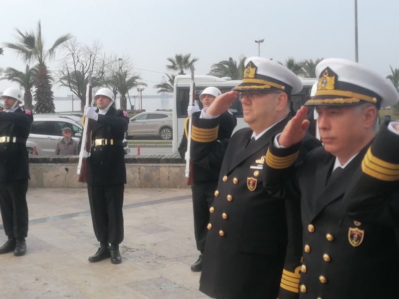 ŞEHİTLER VATANIN  ONURUDUR - 12