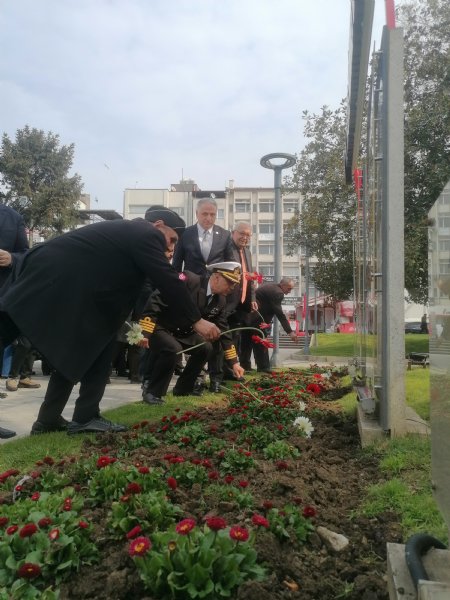 ŞEHİTLER VATANIN  ONURUDUR - 16