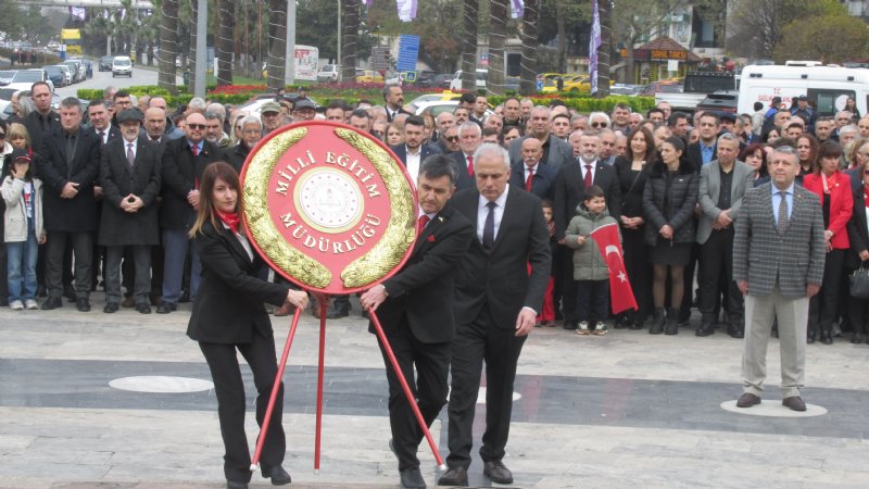 EGEMENLİK VE ÇOCUK BAYRAMI  BURUK KUTLANDI - 6