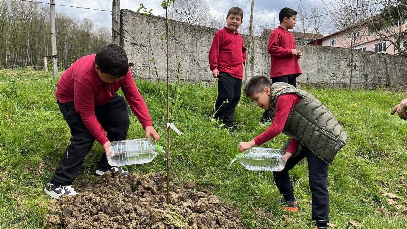 GÜZEL ŞEYLER DE OLUYOR - 4