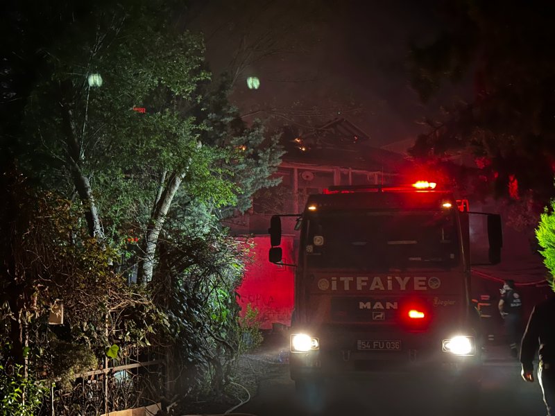 MAHALLE YANARKEN  DERBİYİ İZLEDİLER - 1