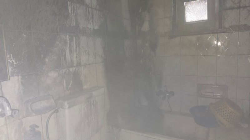 ŞOFBEN ALEV ALDI:  ANNE VE ENGELLİ KIZI  DUMANDAN ETKİLENDİ - 1