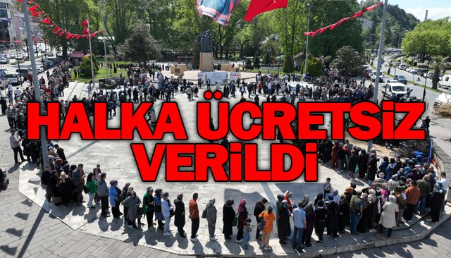 BELEDİYE HALKA  FİDELER VERDİ