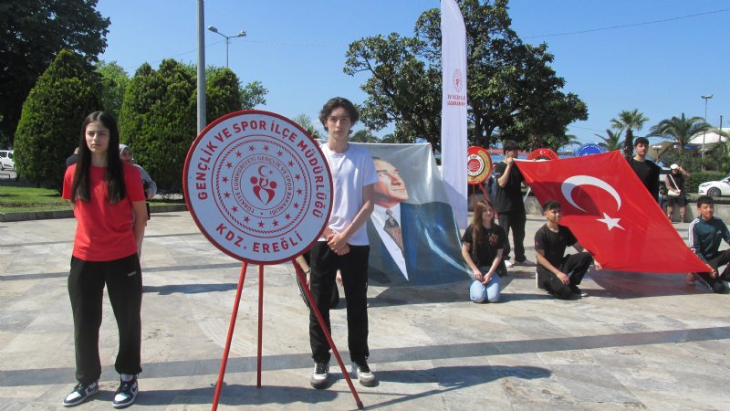 KARADENİZ EREĞLİ’DE BAYRAM KUTLAMASI - 1