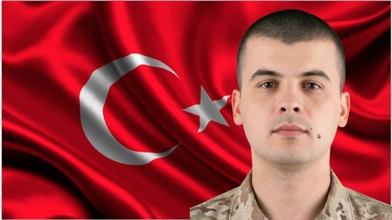 PİYADE ER RECEP DEMİRCİ SON YOLCULUĞUNA UĞURLANDI - 1