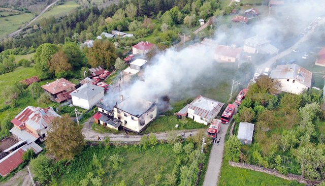 Cami kullanılamaz hale geldi