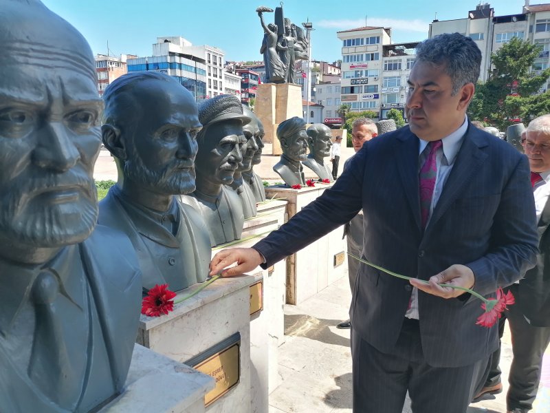 EREĞLİ: BU DÜŞMANDAN  KURTULUŞUMUZUN  YIL DÖNÜMÜ - 10