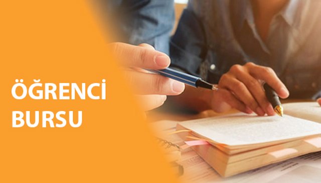 ÜNİVERSİTELİLERE  AYLIK 13 BİN 750 LİRA  BAŞARI BURSU