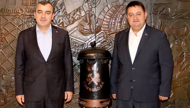 ÇOLAKOĞLU’NDAN  YEŞİL’E ZİYARET