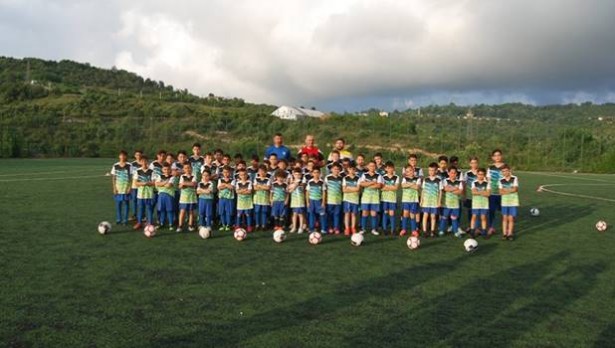Alaplı Belediyespor Yaz Futbol Okulu açıldı