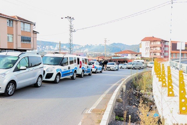 Belediye izin vermedi, dolmuşçular eylem yaptı - 1